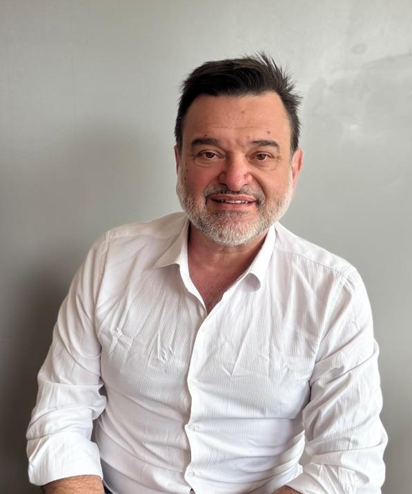 Prof. Esp. Antonio Sarasá
